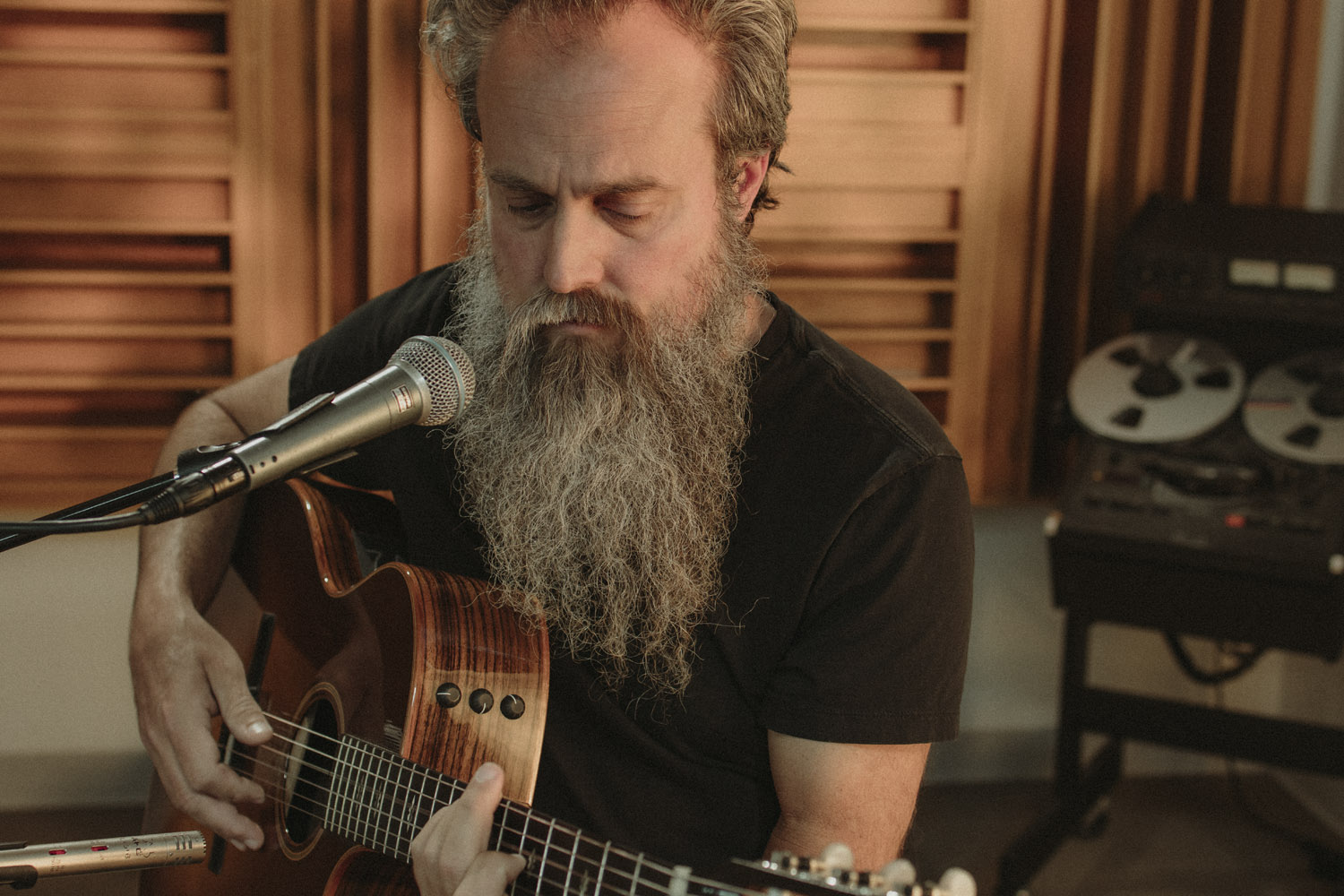 IRON+WINE_SAM-BEAM_IN-STUDIO-MEDIUM